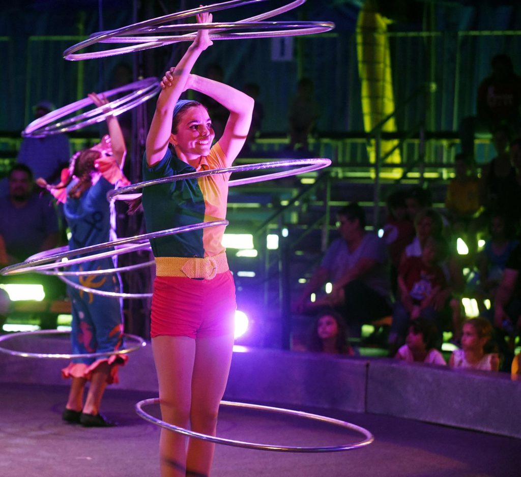 Lola Hula Hooping in 2017, photo by Erica Miller