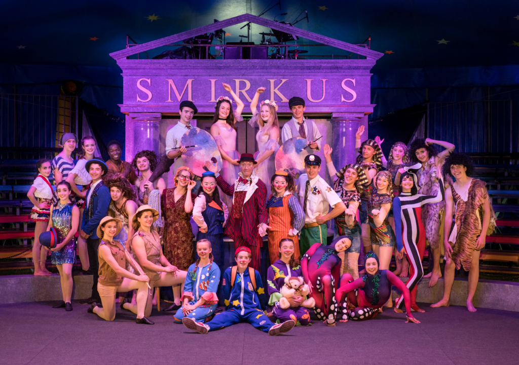 The all-youth cast of Vermont-based Circus Smirkus